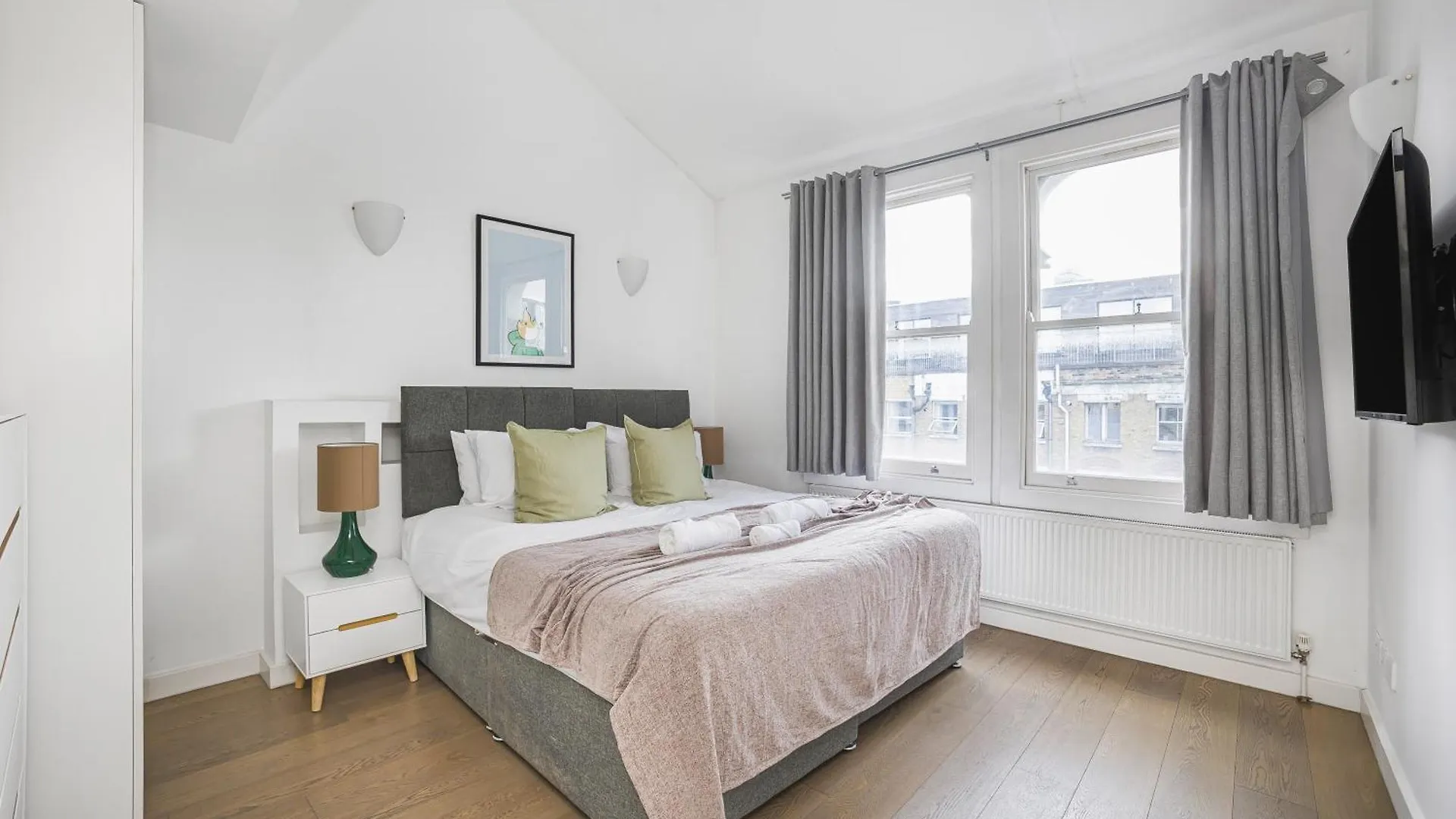 Great Eastern 3 By Artsy Apartment London United Kingdom